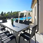 Villa In With Heated Pool
