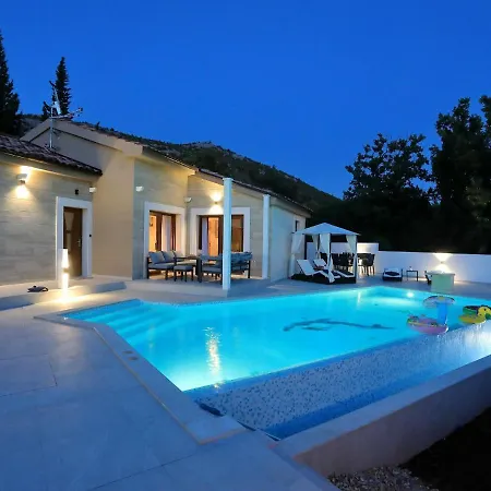 Amazing With Pool