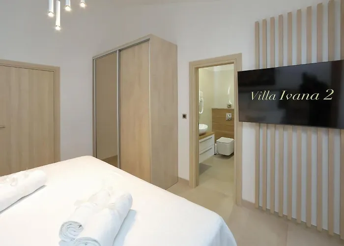 Вилла In With Heated Pool